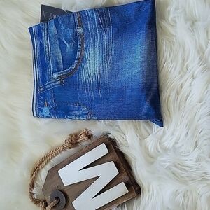 Cloya faux jean pull on wide waist leggings NWT-Runs small